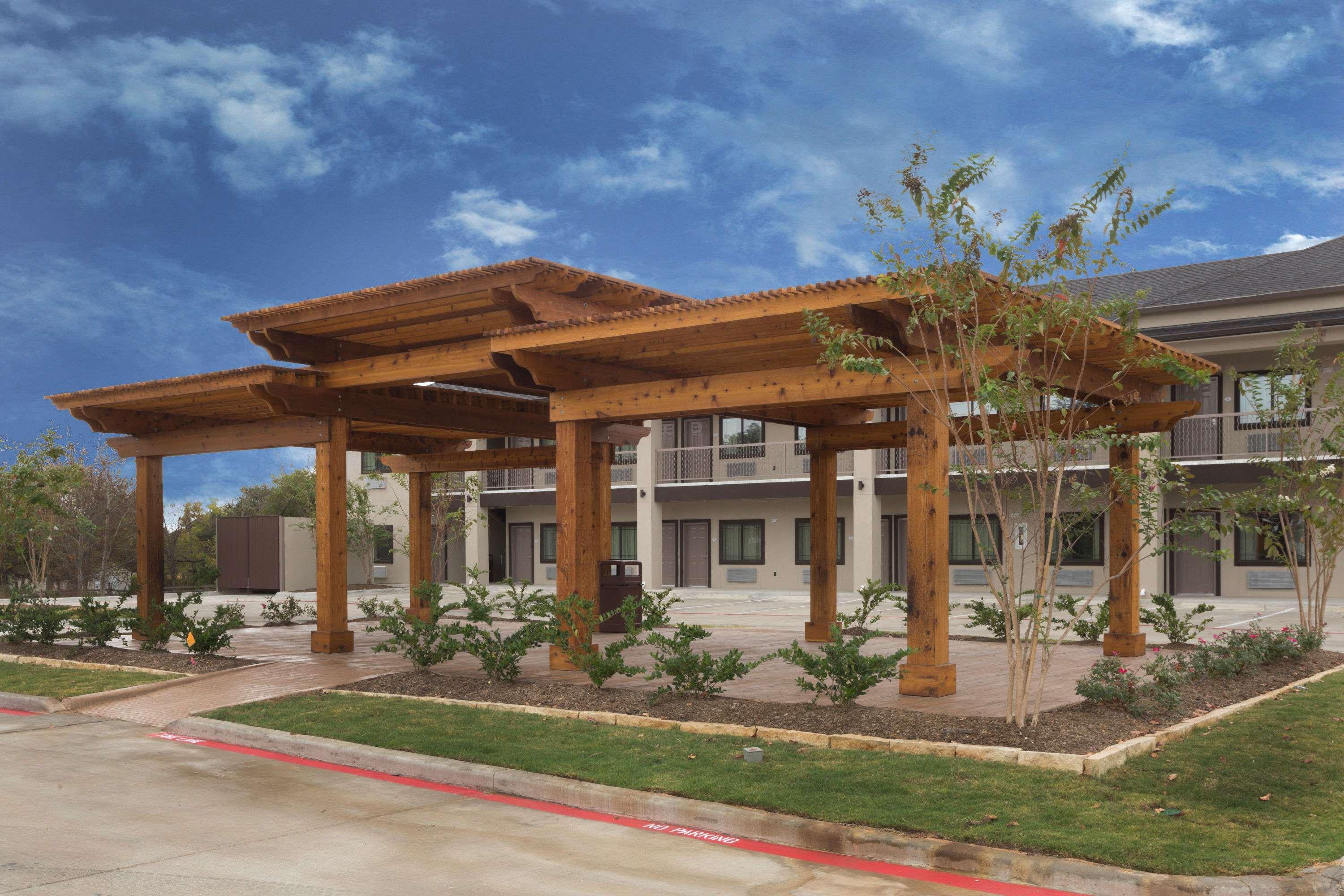 Baymont By Wyndham Bryan College Station Hotel Exterior foto