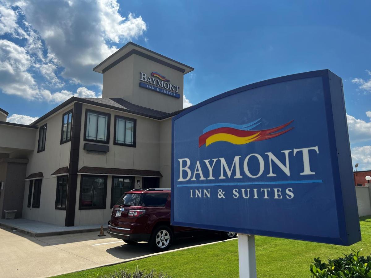 Baymont By Wyndham Bryan College Station Hotel Exterior foto